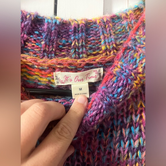 Beautiful multicolor sweater - Picture 3 of 4